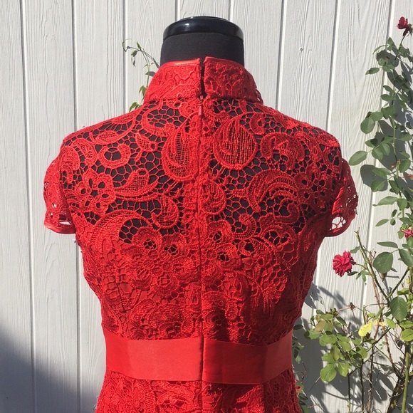 Gorgeous Chinese Red Wedding Dress, M - Picture 5 of 9